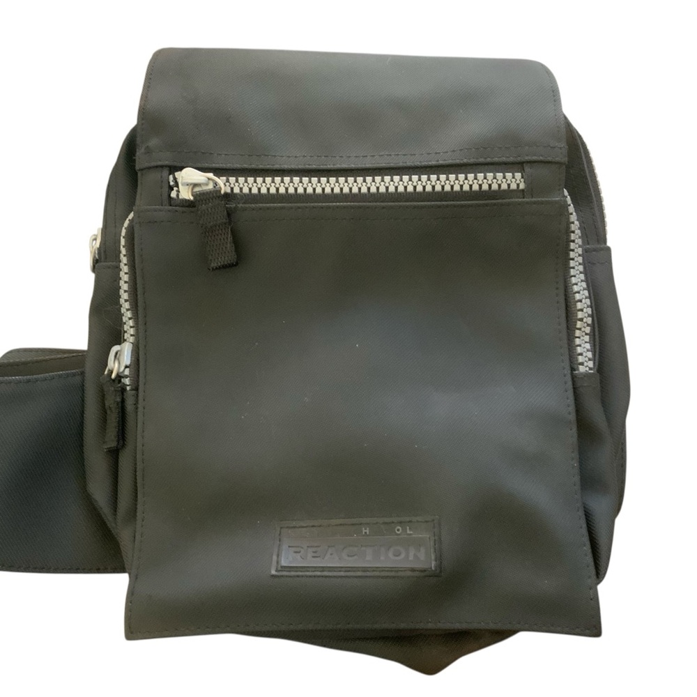 Kenneth Cole Reaction Black sling Strap Bag